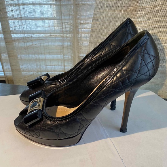 CHRISTIAN DIOR QUILTED BLACK LEATHER PLATFORM PUMPS OPEN-TOE SIZE 39.5-9 ITALY - Picture 4 of 8